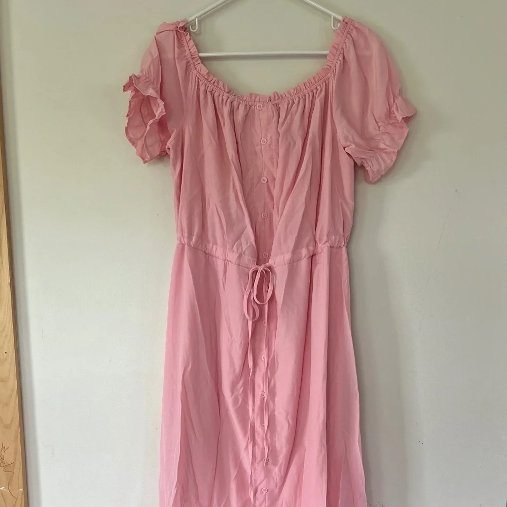 🎃Beautiful NWOT Off Shoulder High Low Ruffle Dress